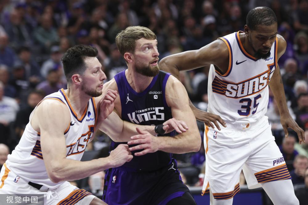 篮与坚韧不 篮与坚韧不